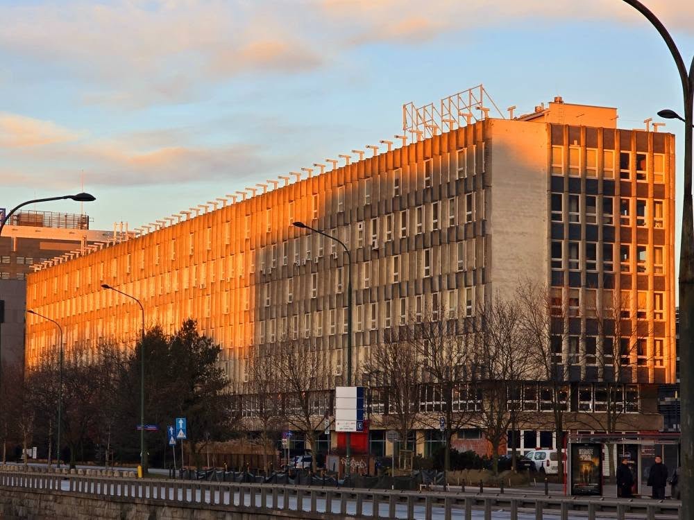 Studenci Koła Naukowego Żelbetnik tworzą cyfrowego „bliźniaka” budynku WIL w ramach grantu rektorskiego