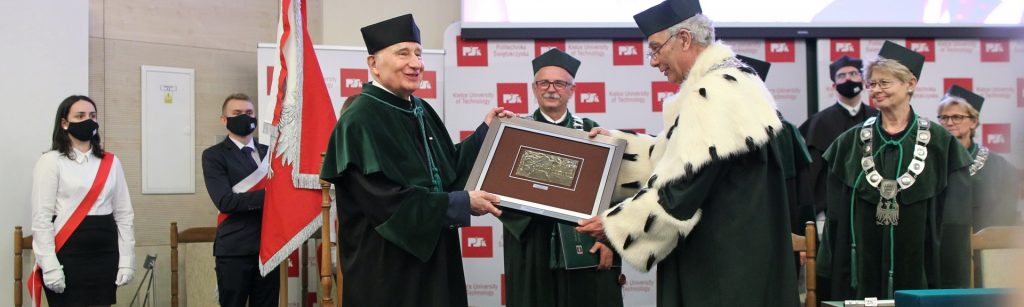 Prof. Lech Czarnecki uhonorowany godnością Doktora Honoris Causa Politechniki Świętokrzyskiej